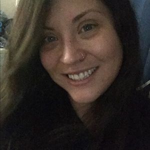 Meet your Posher, Nikki